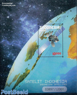Satellite s/s