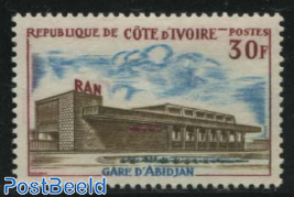 Abidjan railway station 1v