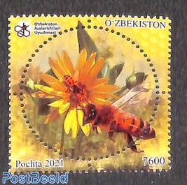 Bees 1v