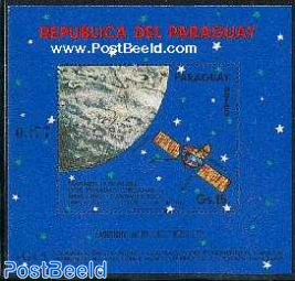 Mercurius s/s (Mariner 10 right of Mercurius)