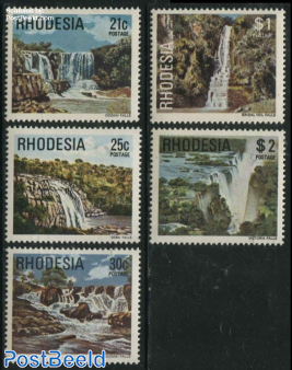 Waterfalls 5v