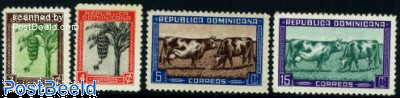 Bananas, cattle 4v