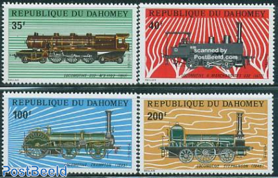 Steam locomotives 4v